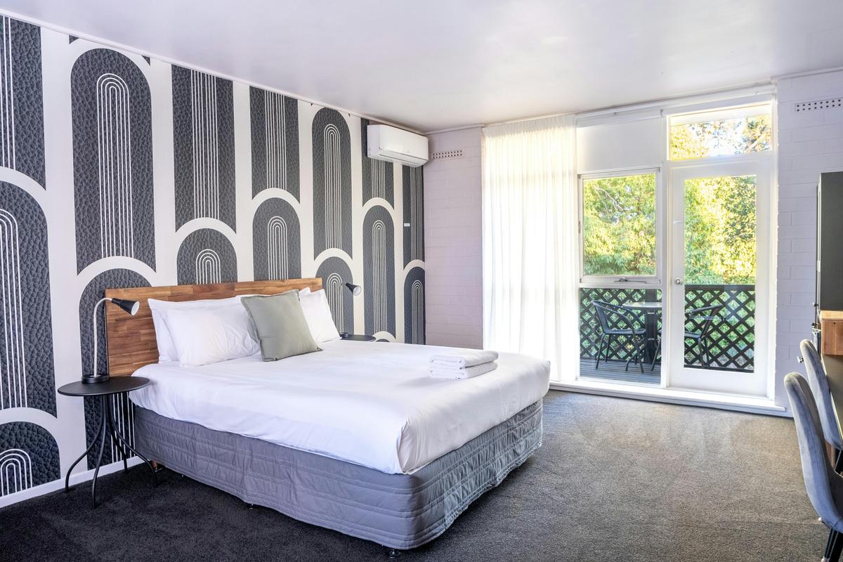 Queen Room