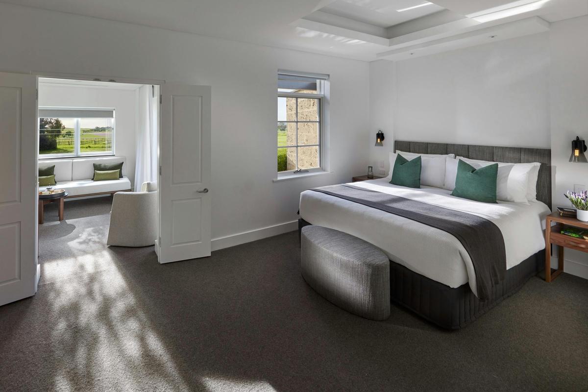 Stonewell Suite