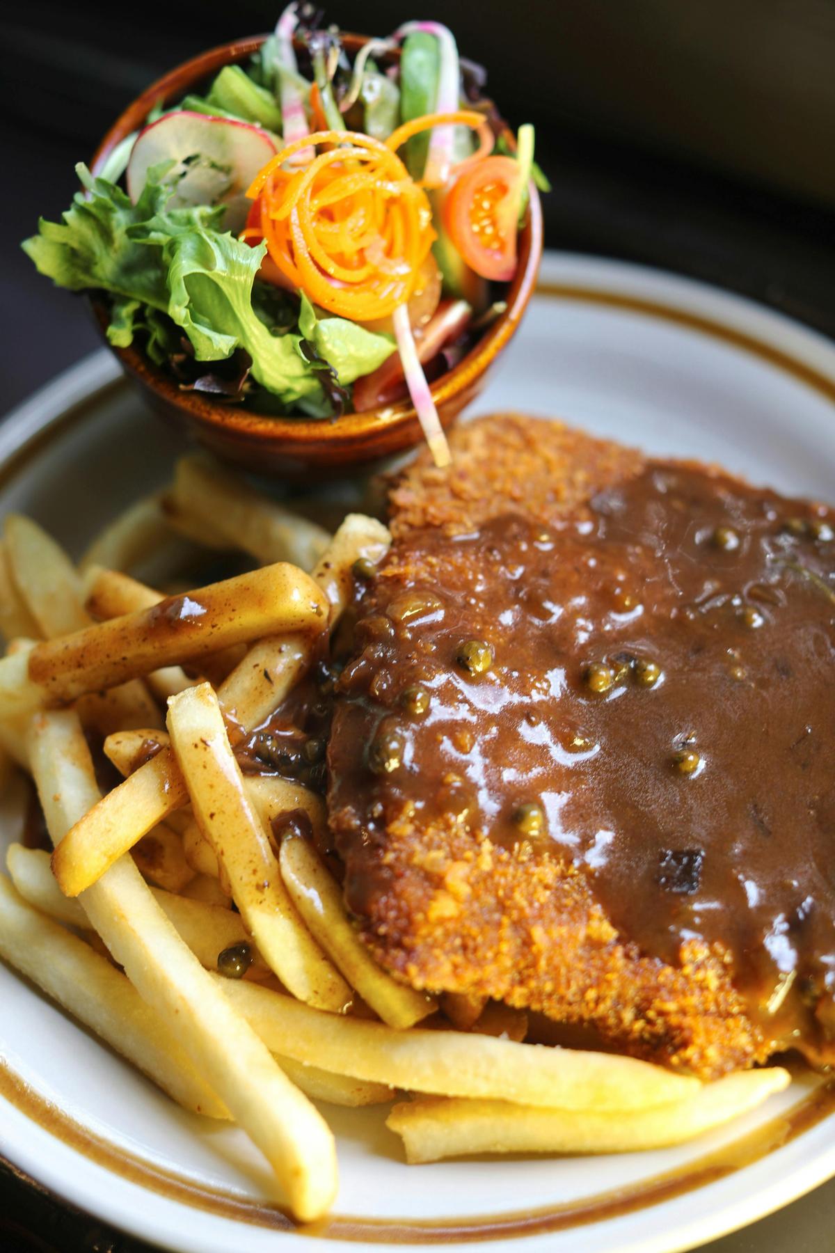 Our famous snitzels with peppercorn gravy