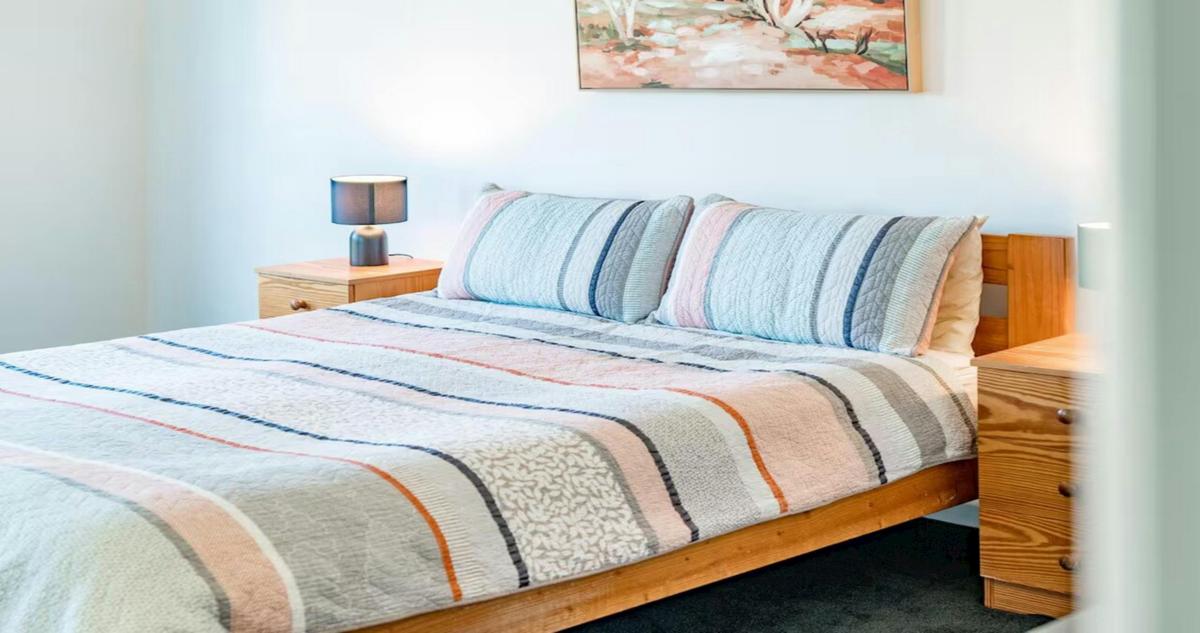 Bedroom2
