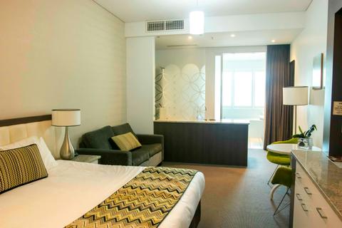 Deluxe Spa Room