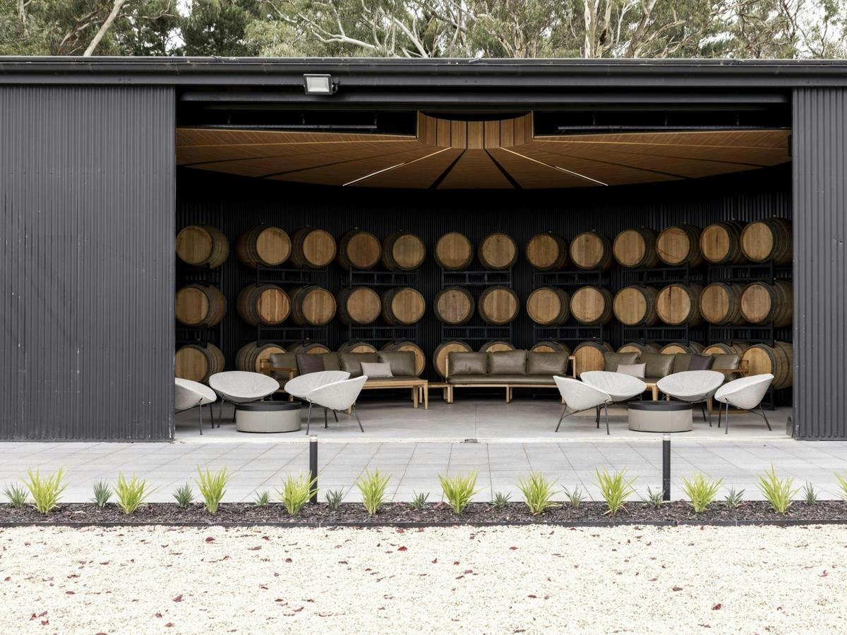 Adelaide Hills & Hahndorf Hop On Hop Off Wine Tour