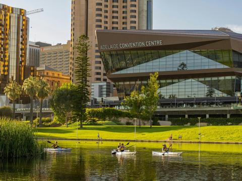 Mighty Yowie's Adelaide City Kayak Tour - School Holiday