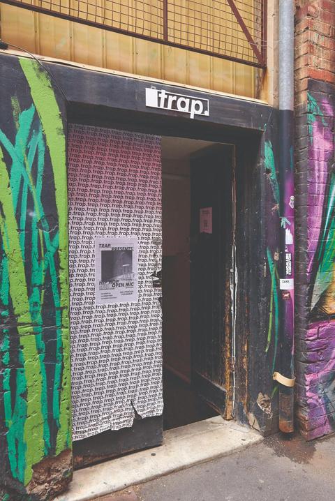 trap. Cocktail Bar