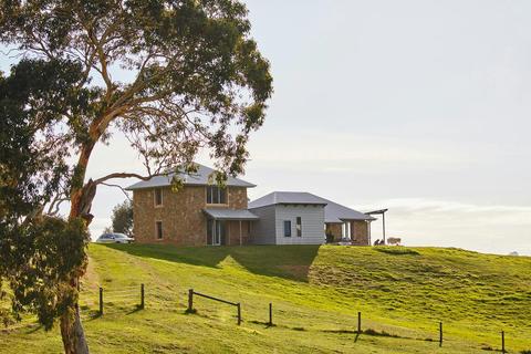 4-Day Yoga Retreat from Adelaide - Fleurieu Peninsula Retreat