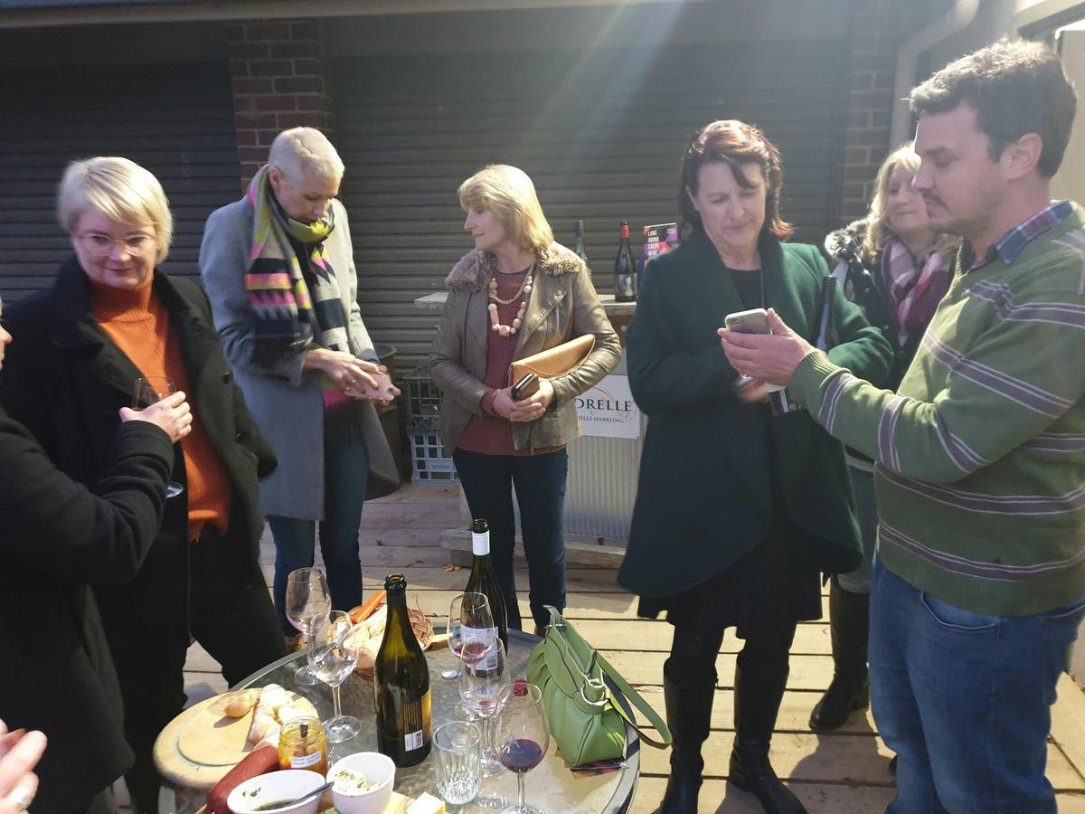 Deluxe Adelaide Hills Experience