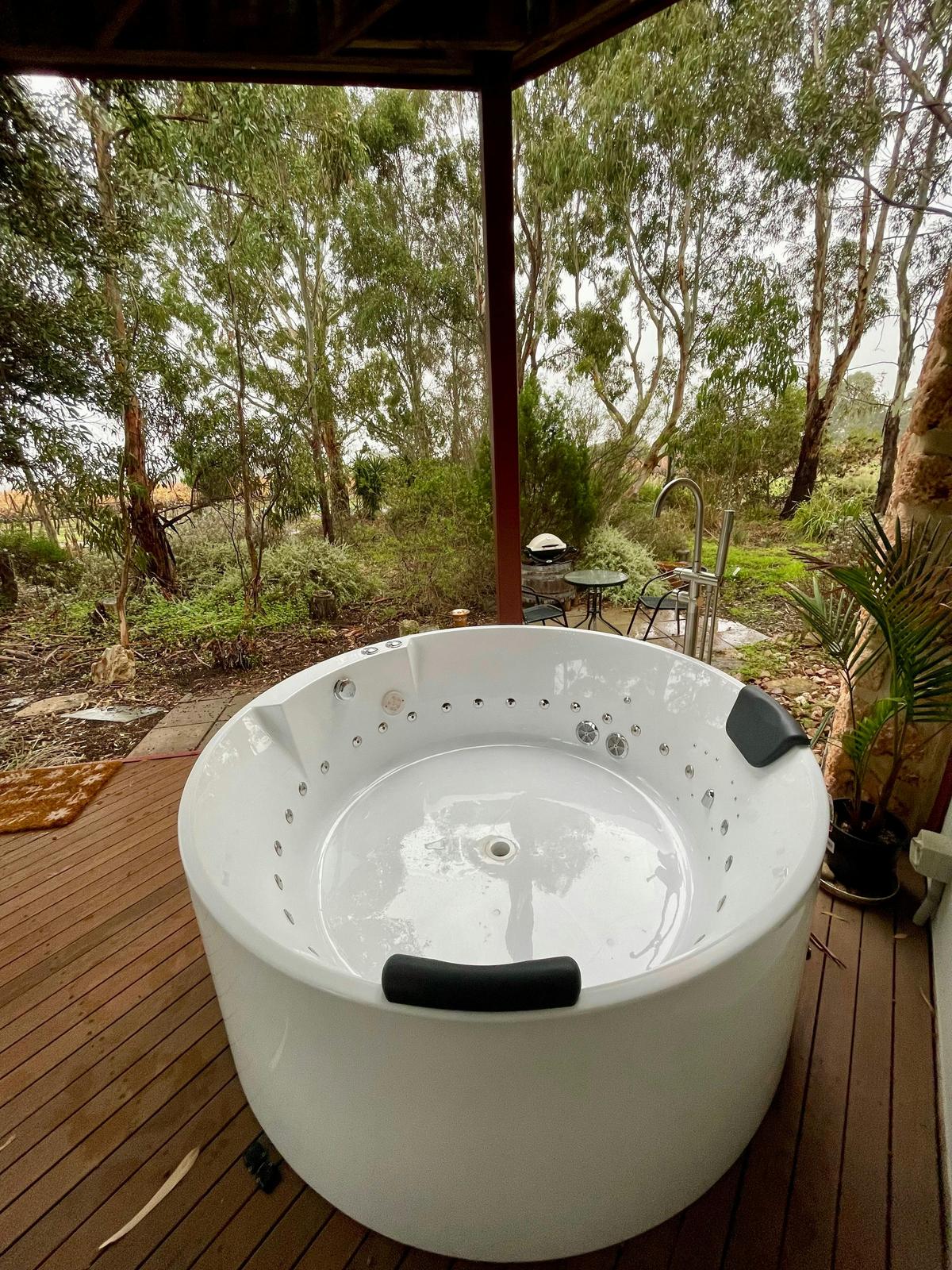 Bath with Spa Jets