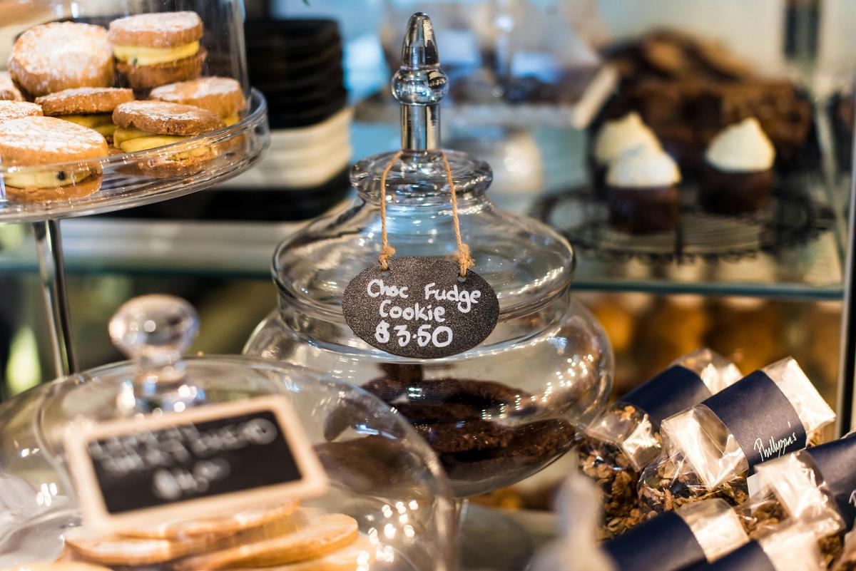 Patisserie food