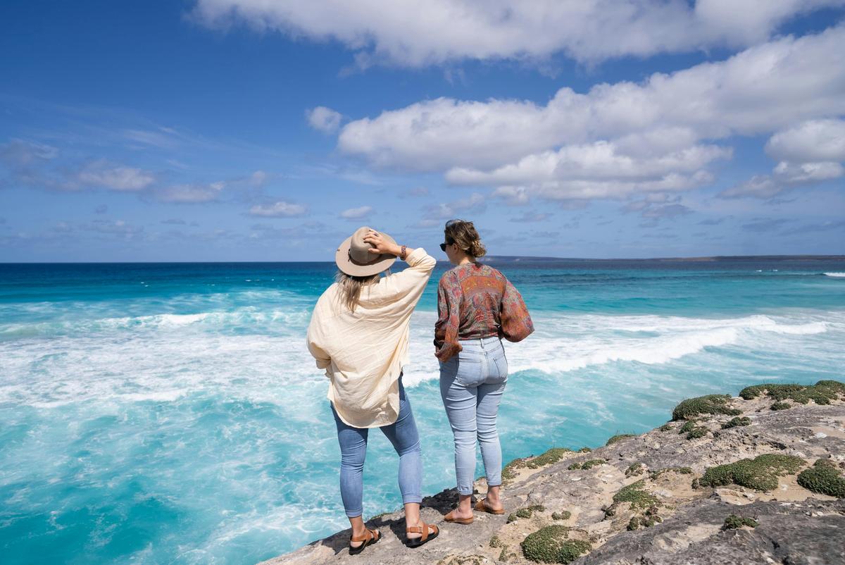 10-Day Adelaide to Perth Adventure Tour