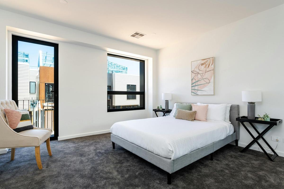 Bedroom - Urban Rest Port Adelaide - Urban Rest