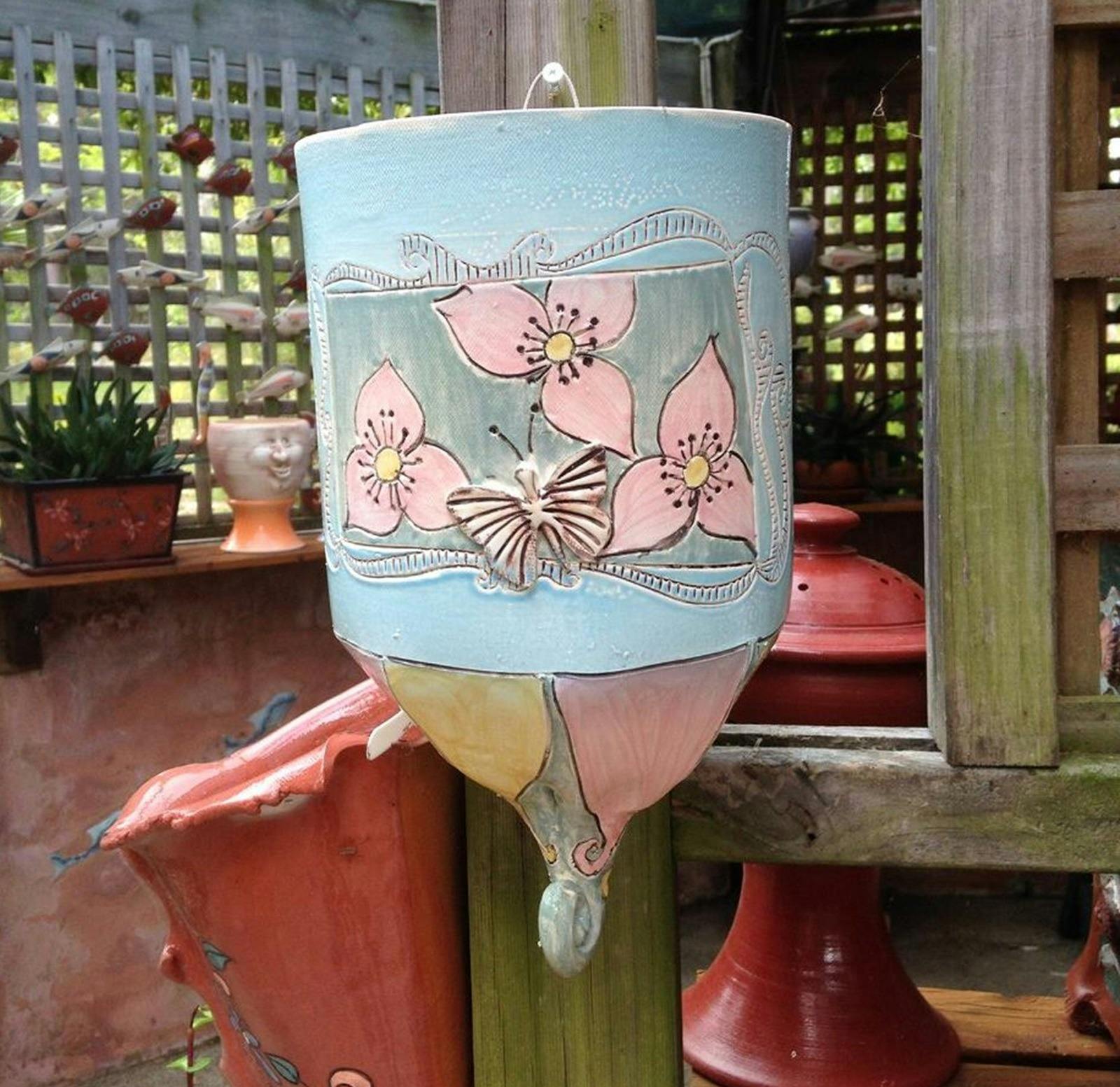 Bermagui Mudworks hanging pot