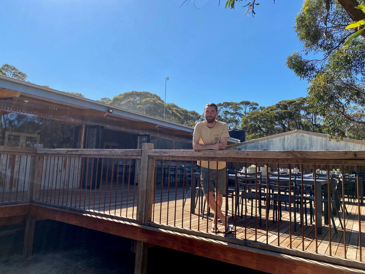 Vivonne Bay Store Deck