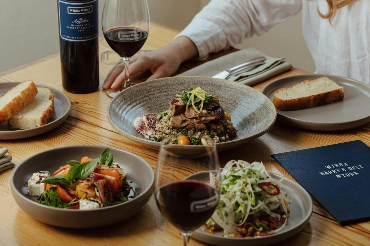 Seasonal Menu at Harry's Deli