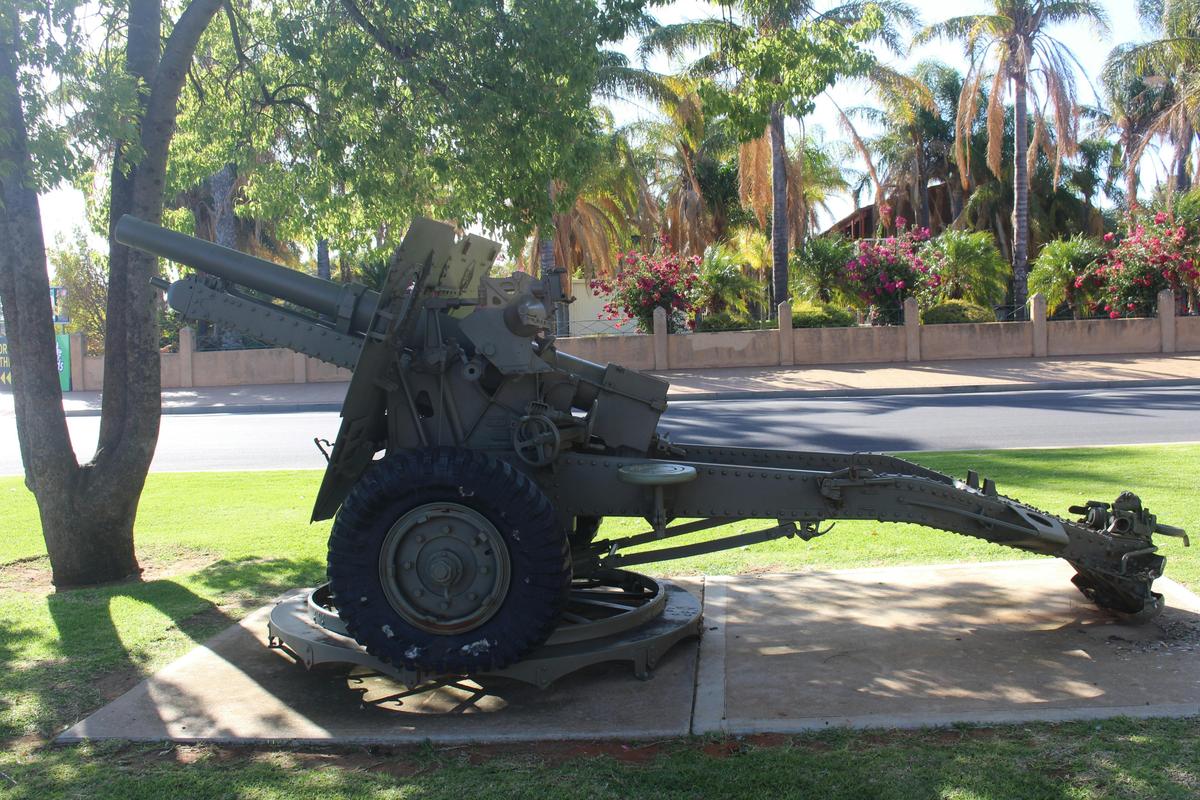 Barmera War Gun Trophy