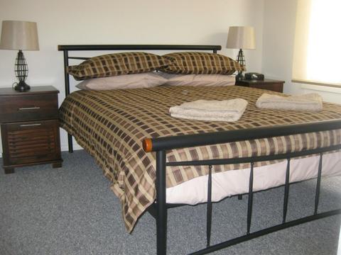 Duo Cabin
