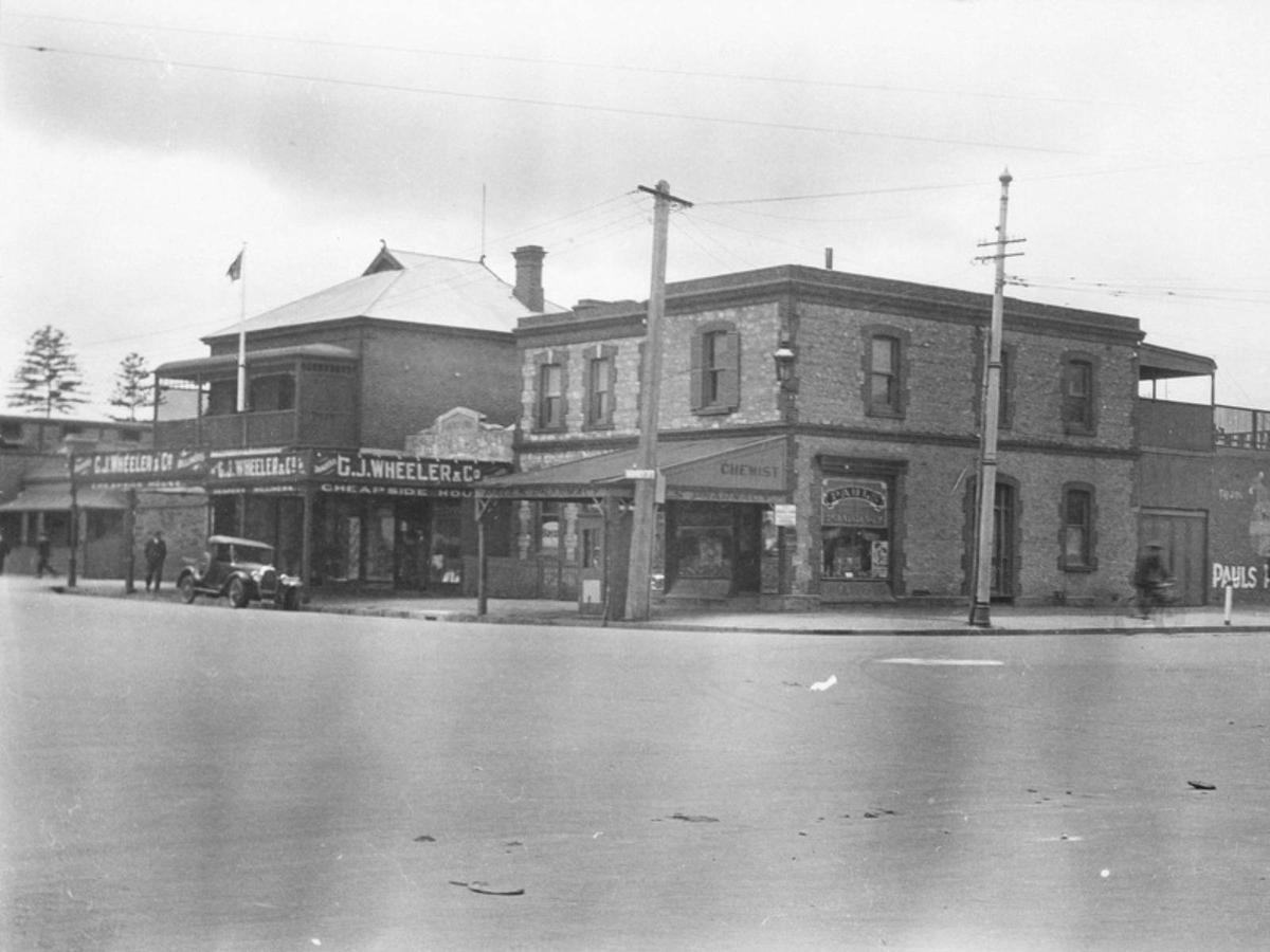 WEA Historical Walk - Grote, Flinders and Waymouth Streets