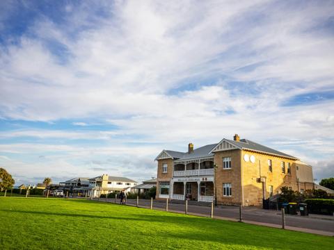 YHA Port Elliot