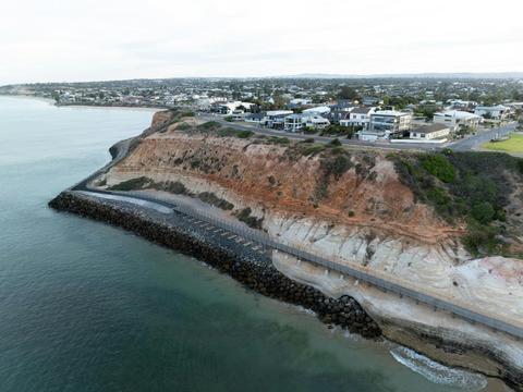 Witton Bluff Base Trail