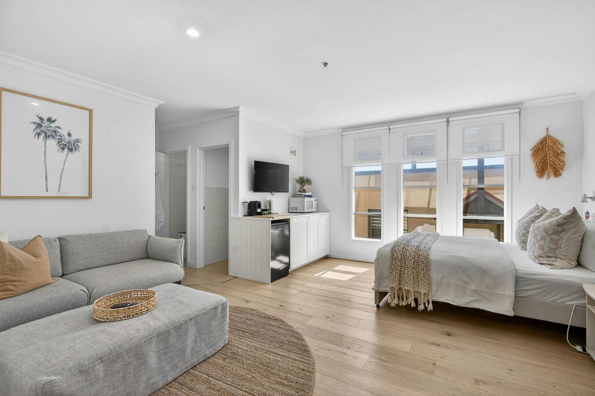 The Little Bluff Apartments