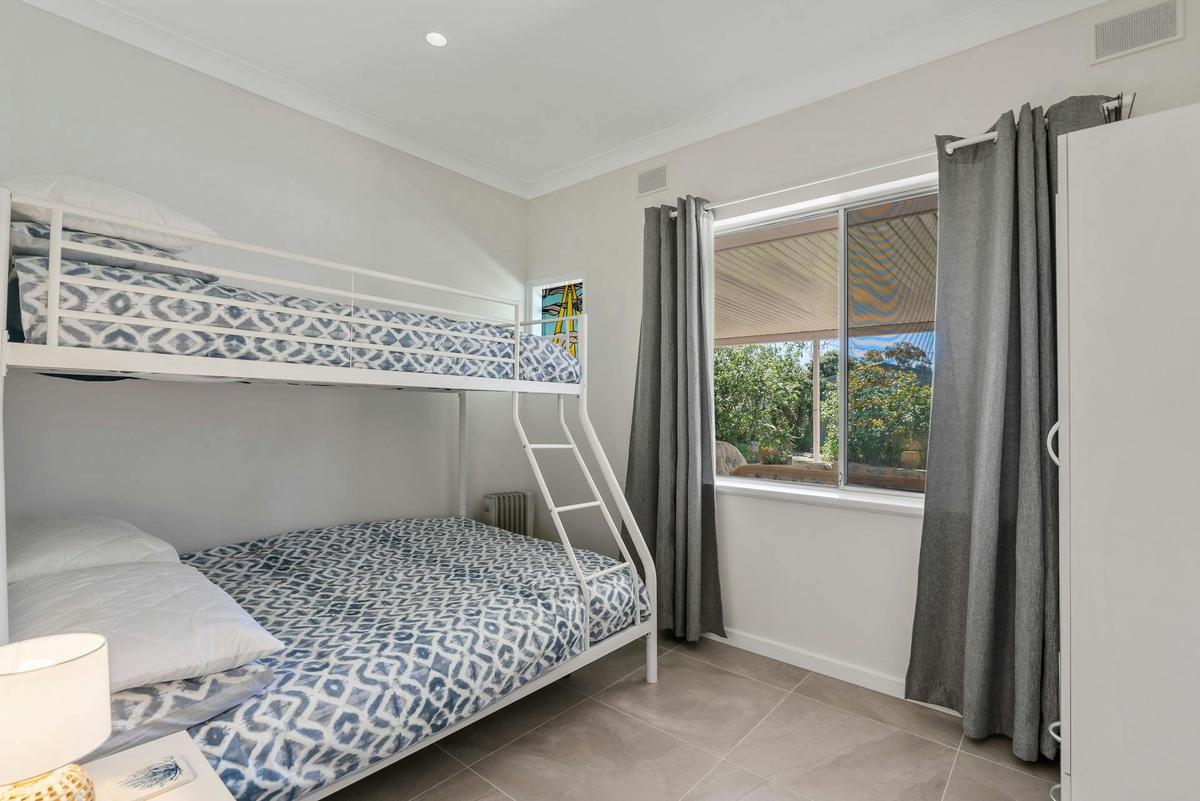 25 Jetty Rd Normanville