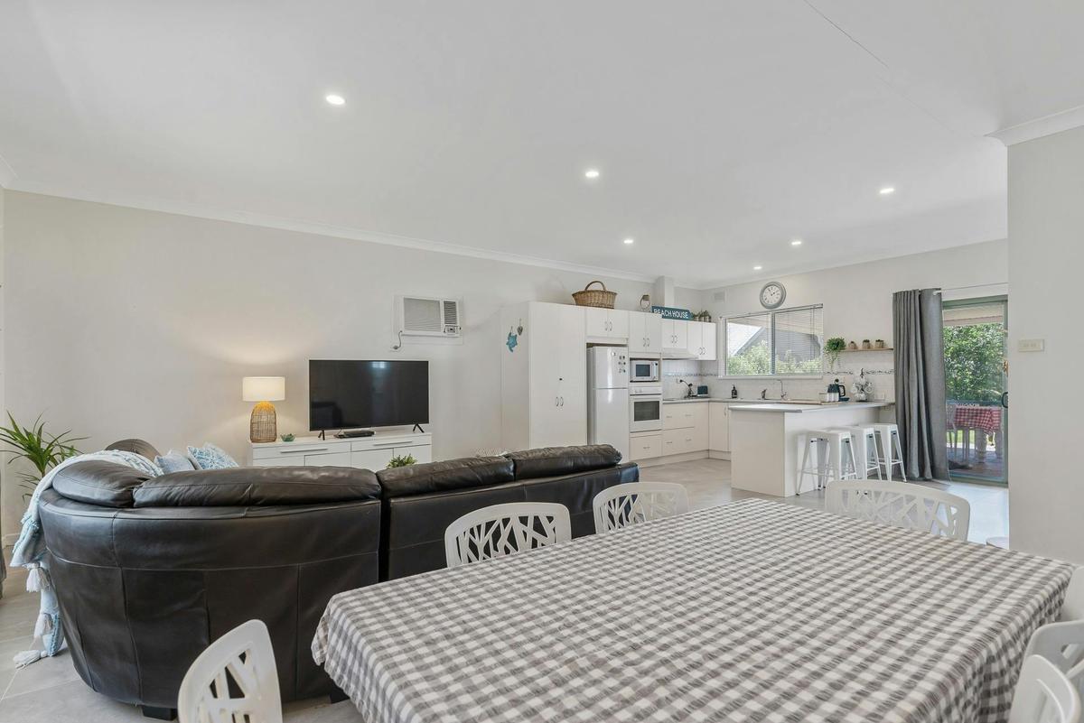 25 Jetty Rd Normanville