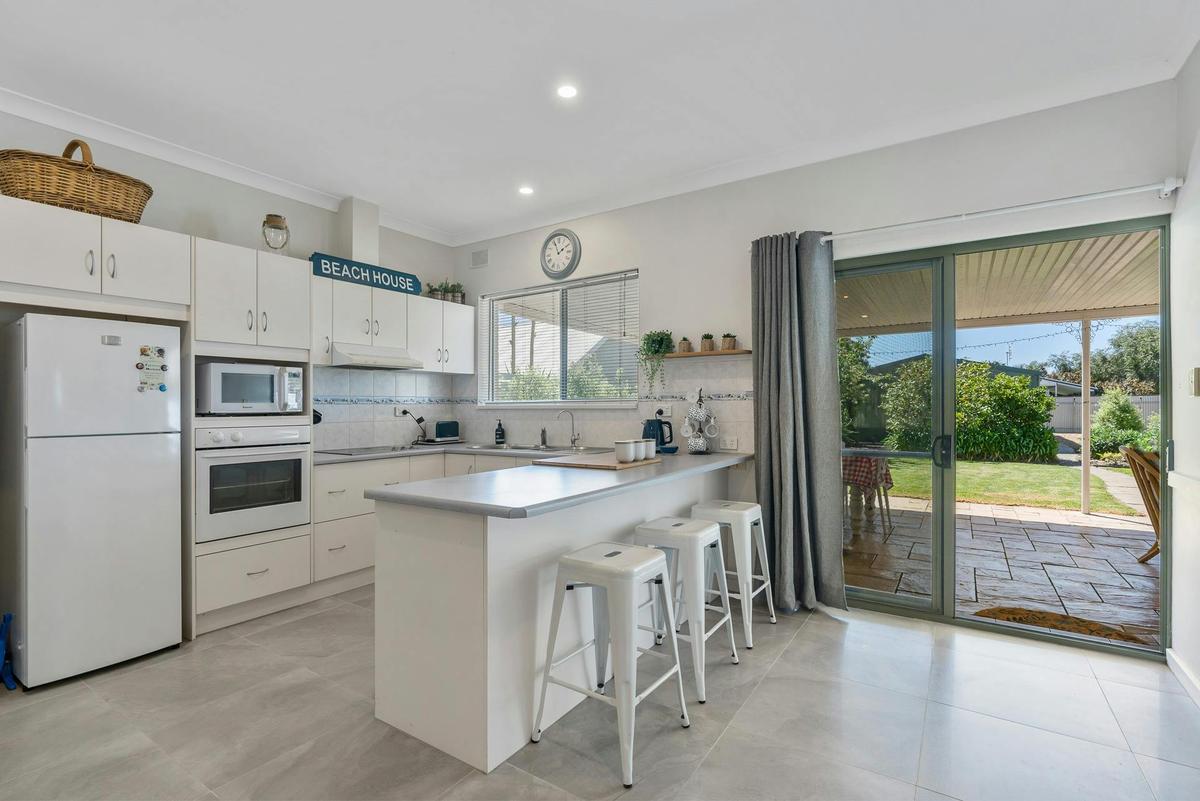 25 Jetty Rd Normanville
