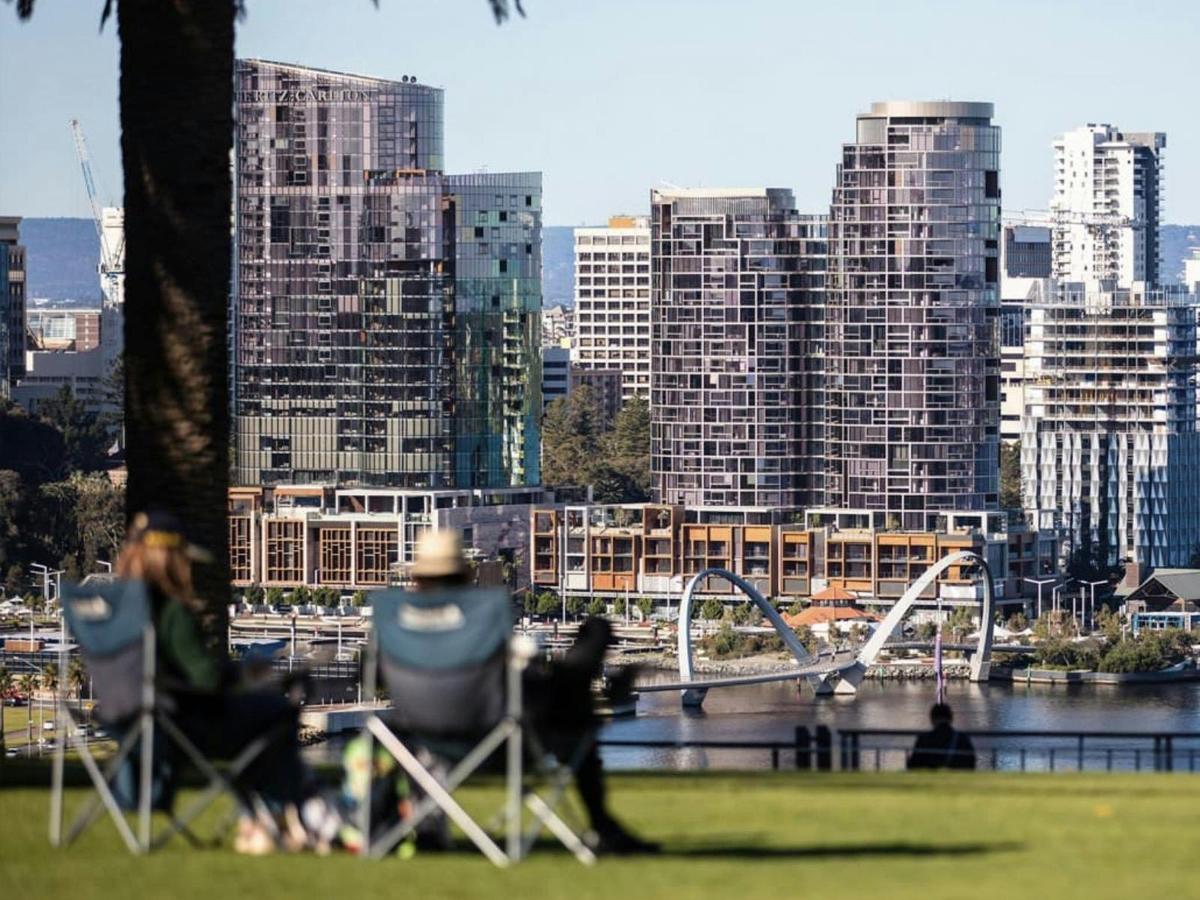 Perth City Tour (with German speaking guide)