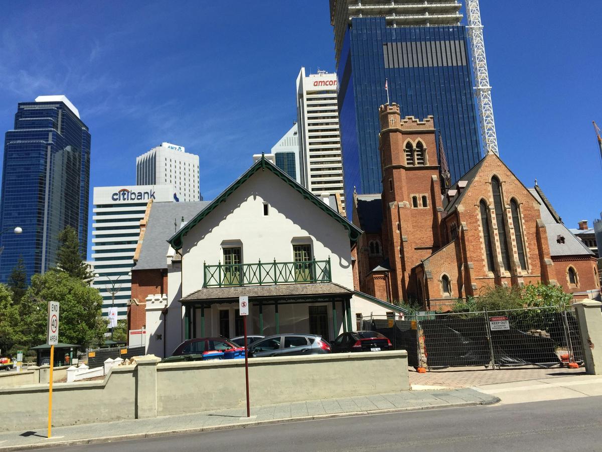 Perth City Tour