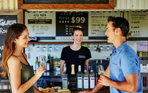Pinnacles and Swan Valley Day Tour (with French speaking  guide)