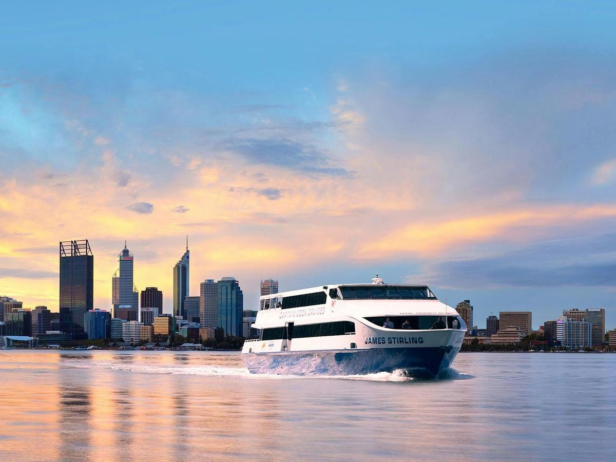 City Tour Perth & Fremantle & Swan River