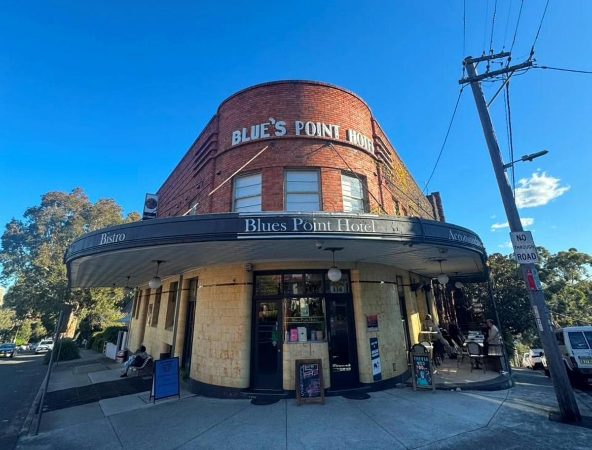 Blues Point Hotel, McMahons Point Sydney