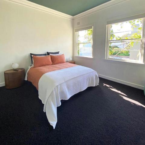Queen Room Ensuite