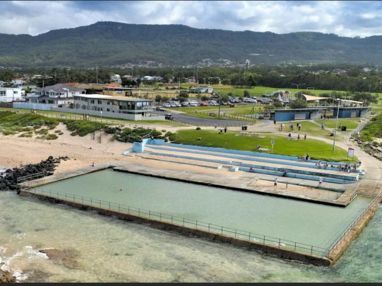 Towradgi Rock Pool