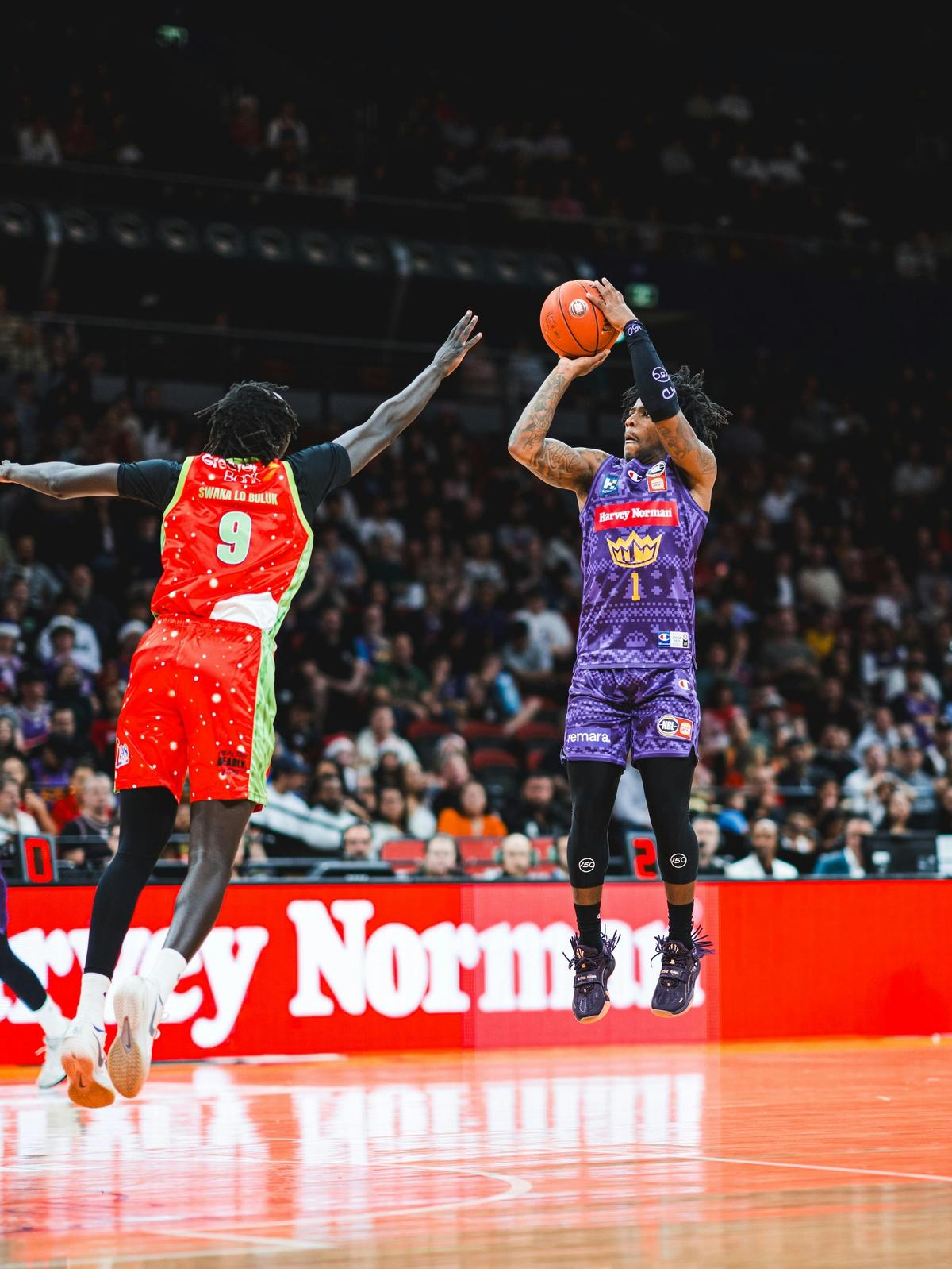 Sydney Kings v Illawarra Hawks