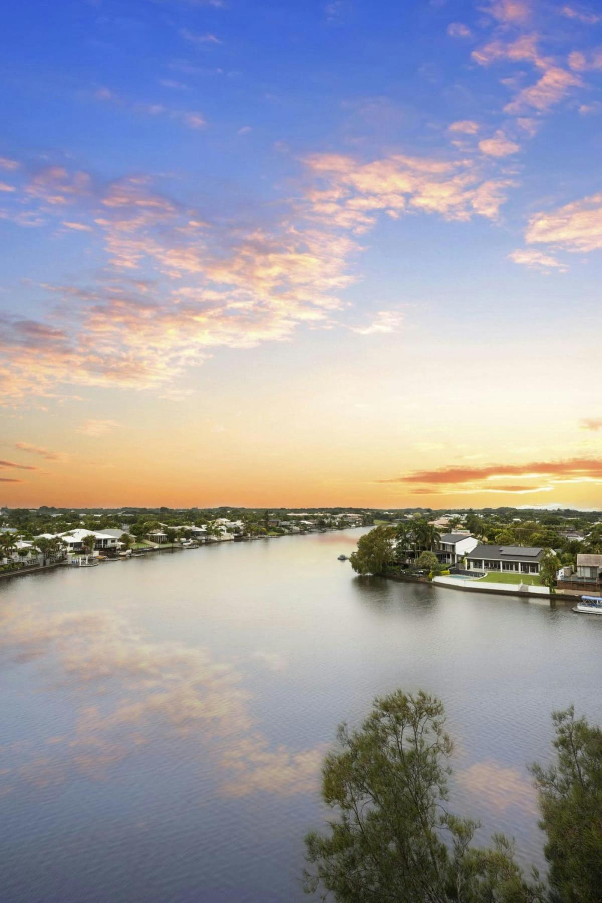 Sunset views from the Broadwater on the Peninsular