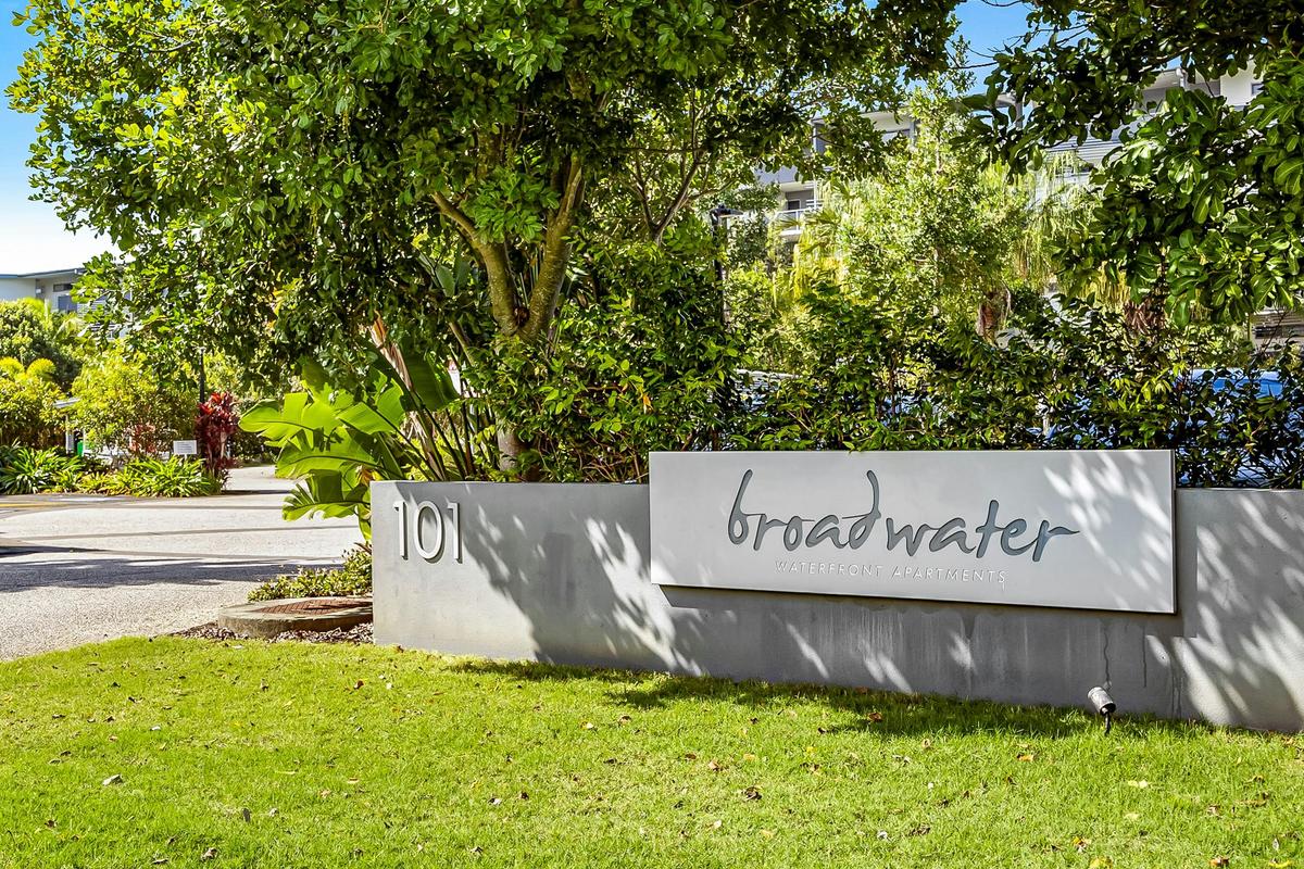 Broadwater on the Peninsula