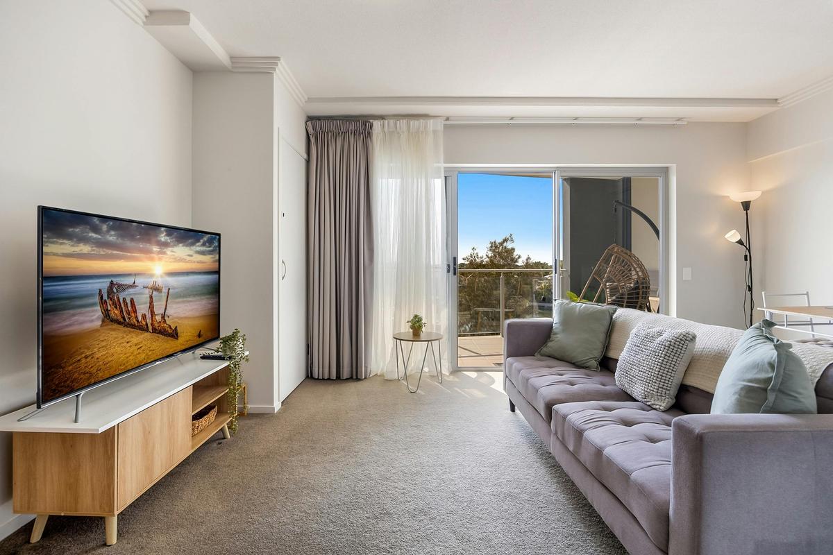 Broadwater 1 Bedroom Apartment