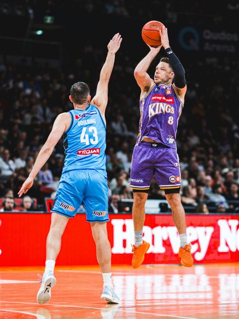 Pink Hoops | Sydney Kings v Melbourne United | Sydney Flames v Bendigo Spirit