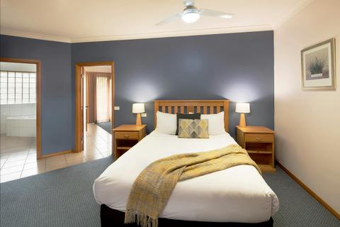 One Bedroom Spa Suite