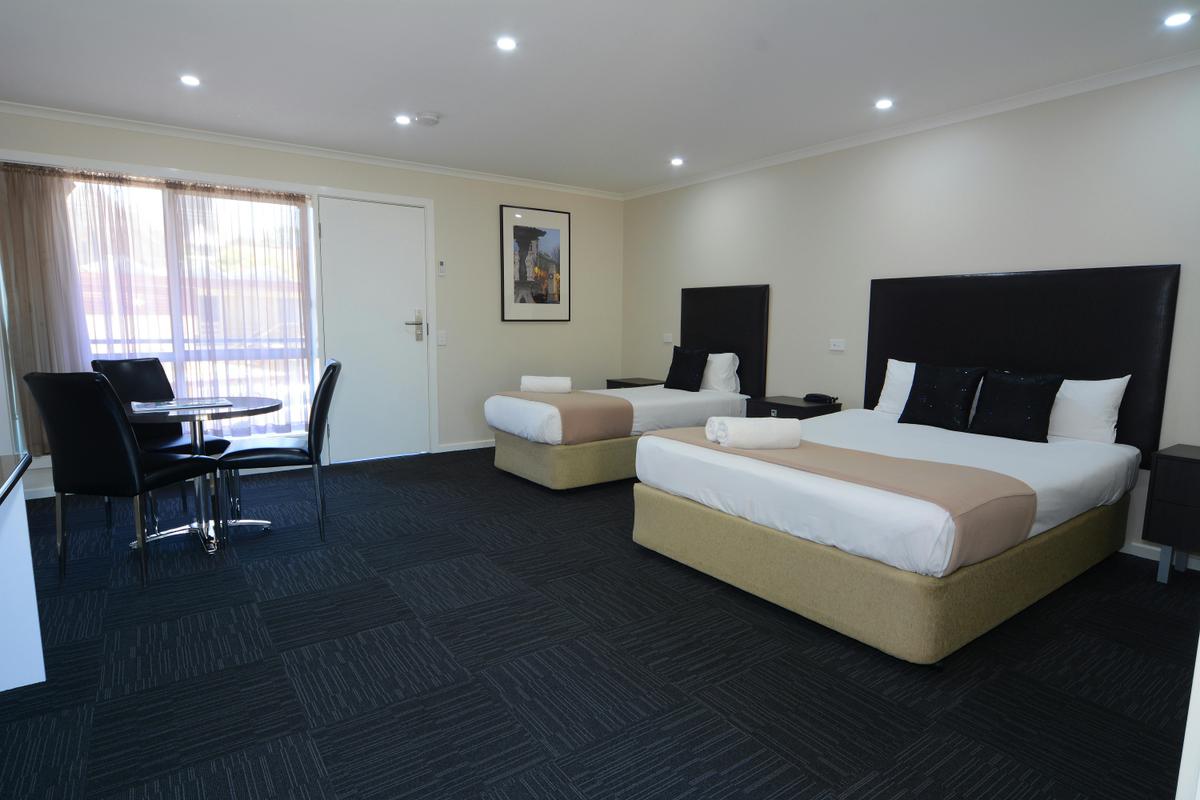 Deluxe Twin Room