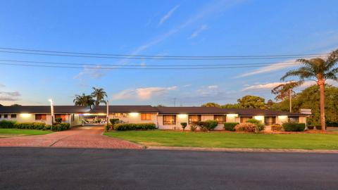 James Street Motor Inn
