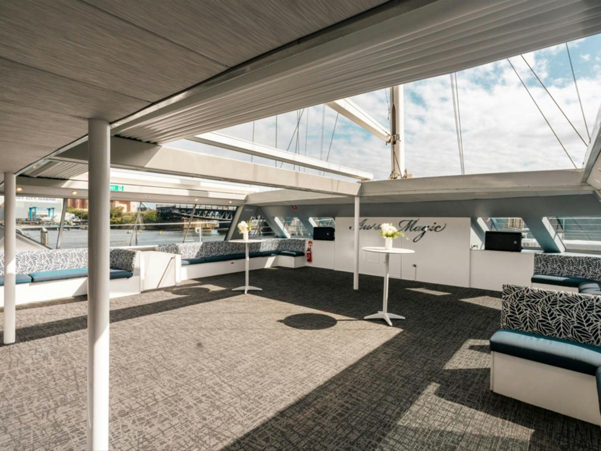 Aussie Magic's indoor lounge, with the retractable roof open to the sky