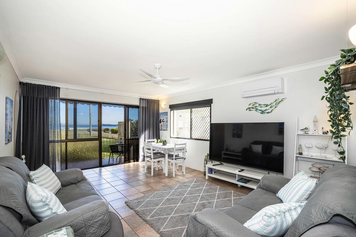 Great Views Ground Floor Unit