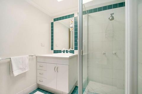 2 Bedroom Budget Apartment