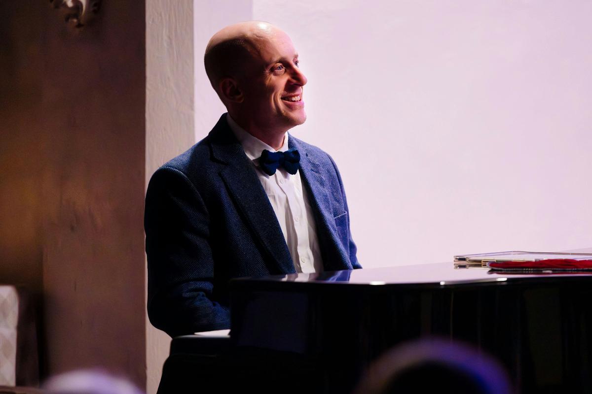 Simon Tedeschi returns for the opening night concert for Spring into Art at Newbridge