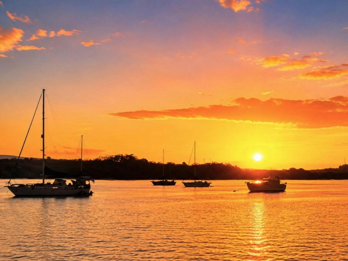 NYE Afloat: Sunsets, Sips and Fireworks