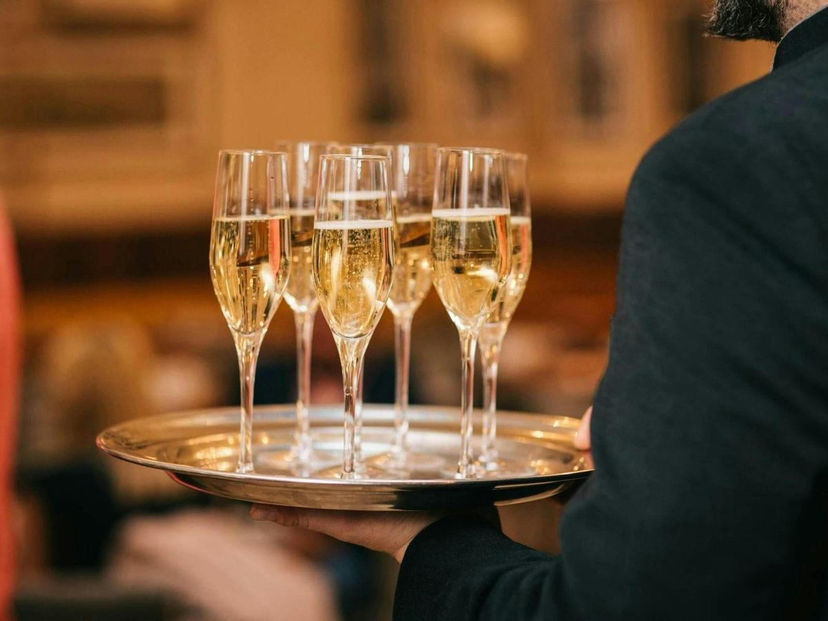 NYE Afloat: Sunsets, Sips and Fireworks
