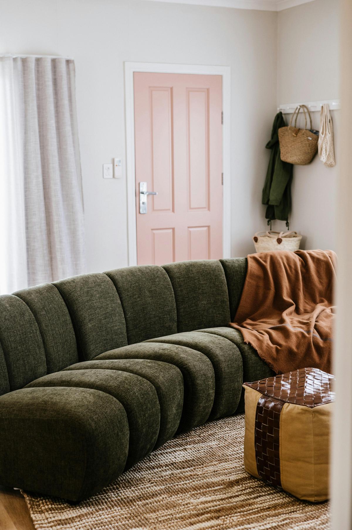 A cosy curved lounge for slow afternoons and connection