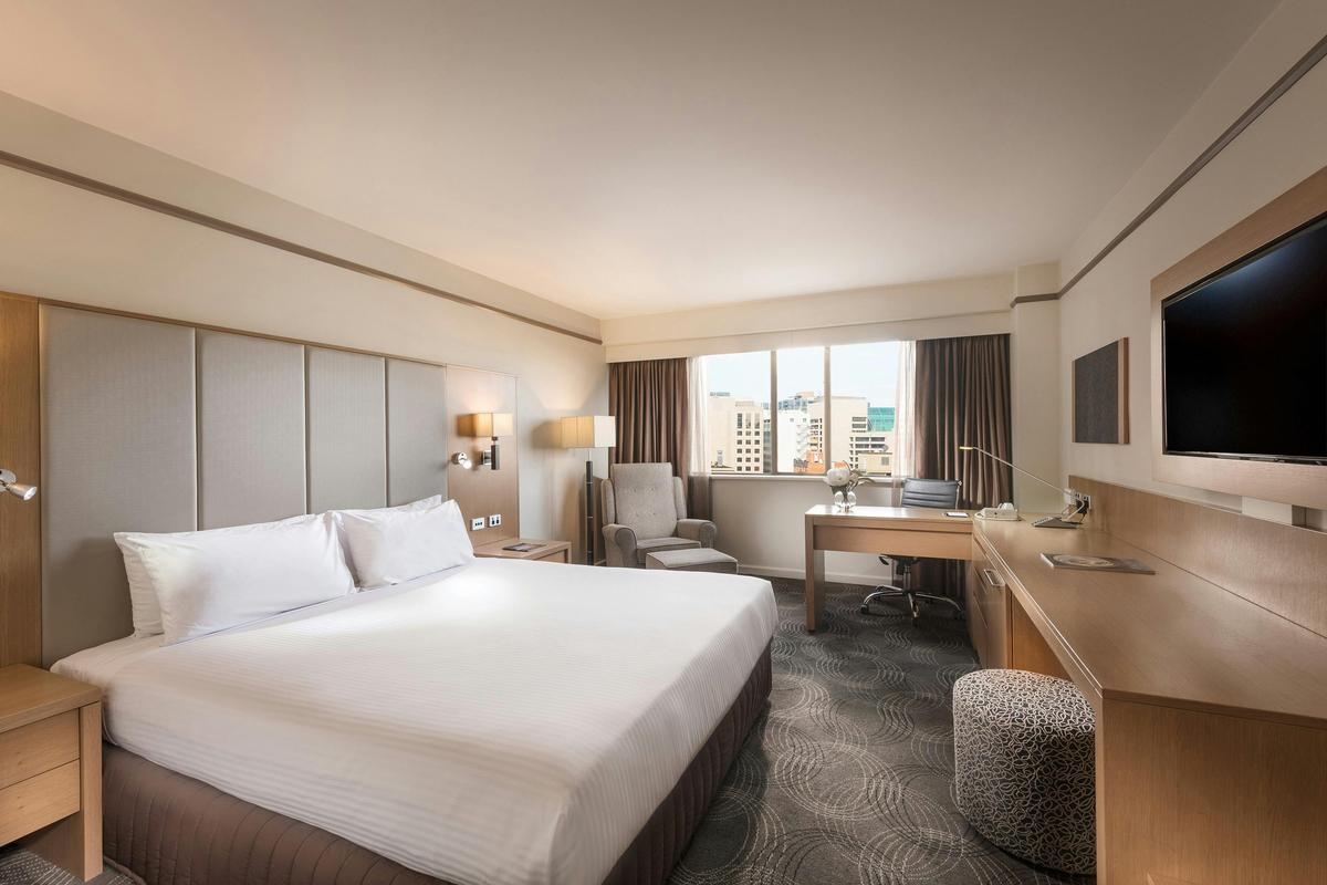 Superior City Room
