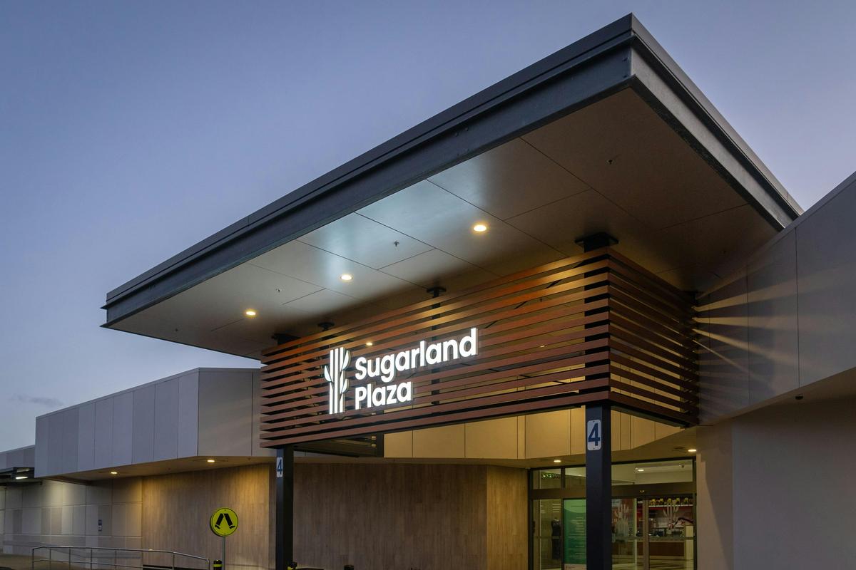 Entry to Sugarland Plaza